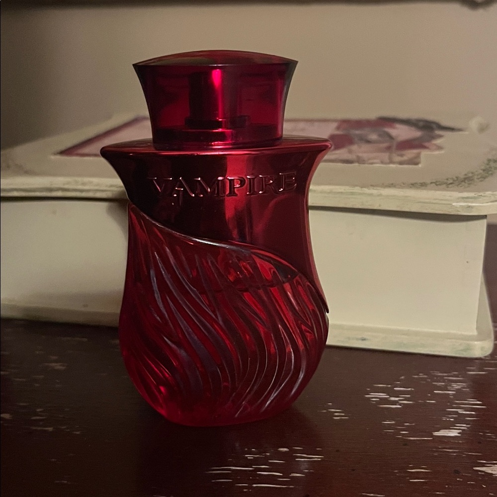 Discontinued vampire body fantasies 1 oz rare goth